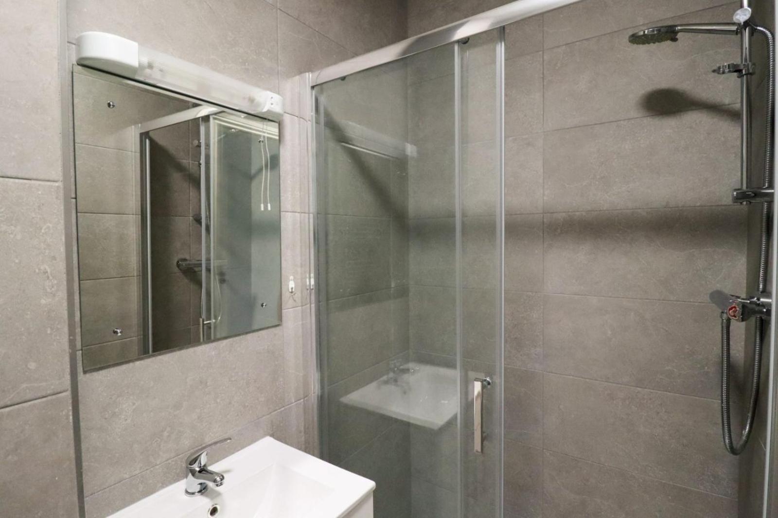 Inviting 2-bed In Apartamento *